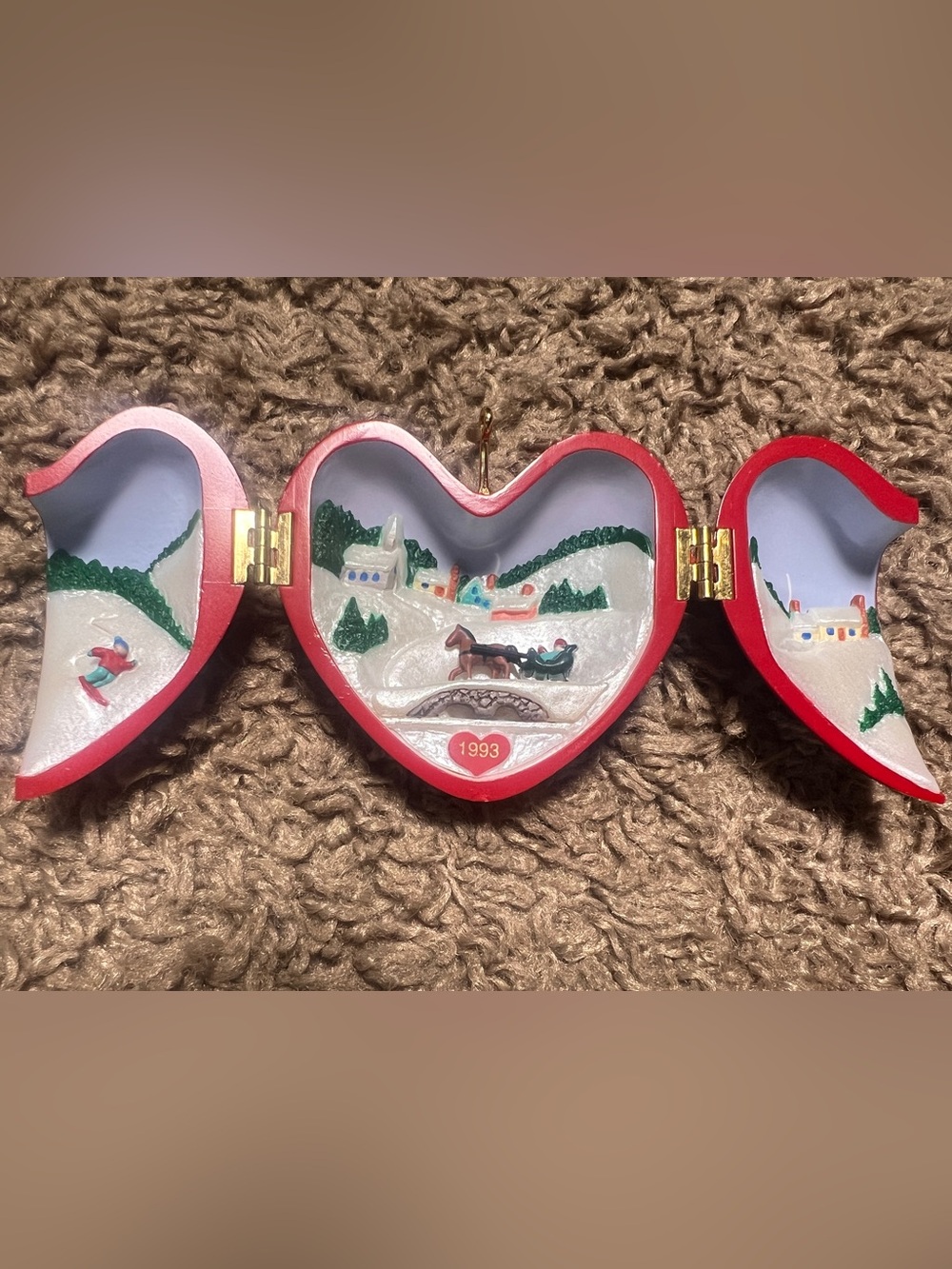 Hallmark Keepsake Ornament Heart of Christmas Collector’s Series 1993 - Picture 3 of 8